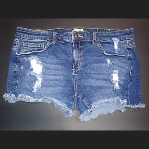 💥3/$15💥Mudd Juniors Jean Shorts size 15